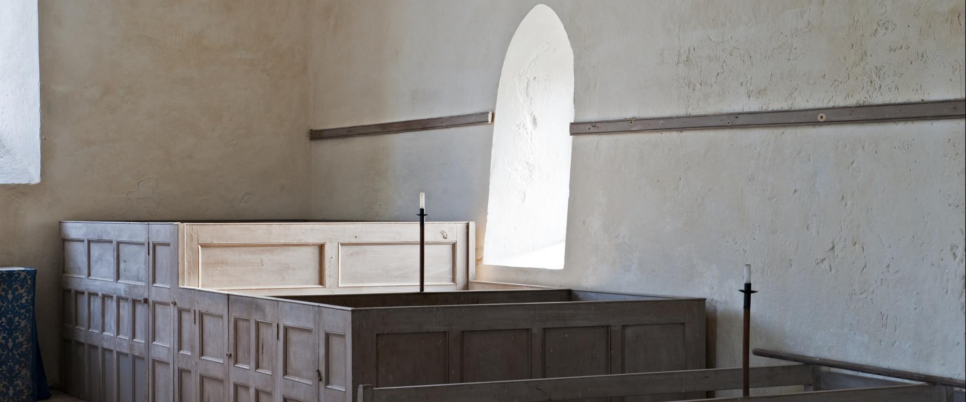 interior image of St Mary's Church, Penllech 