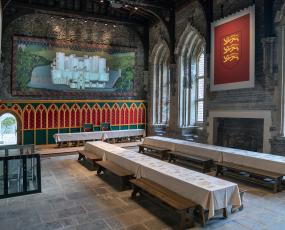 Neuadd Fawr Castell Caerffili - Caerphilly Castle Great Hall