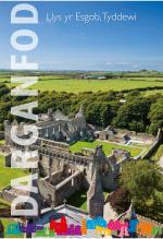 Llys yr Esgob Tyddewi Pamffledyn Canllaw