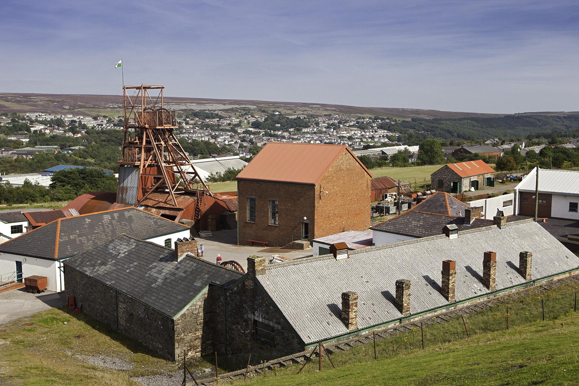 Big Pit Amgueddfa Lofaol Cymru/Big Pit National Mining Museum
